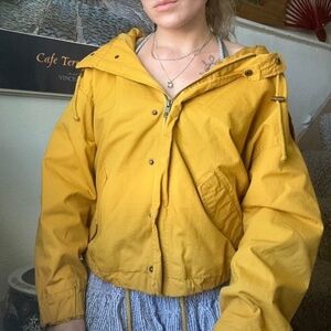 Forever 21 Mustard Yellow Hooded Windbreaker, Drawstring Hem, EUC L Juniors